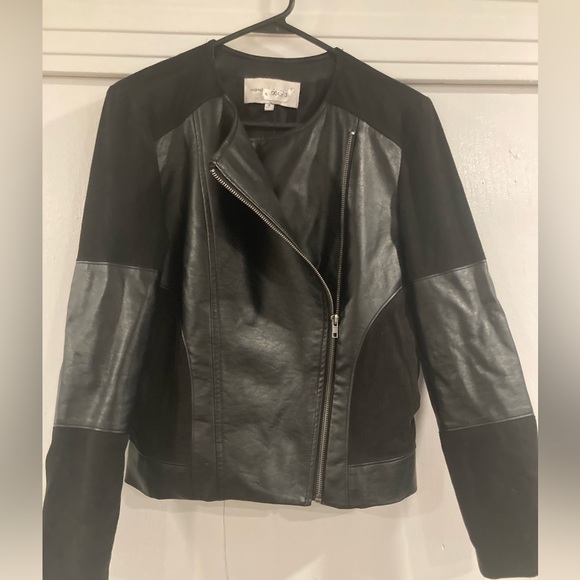 The Limited Leather & Suede Black color block jacket with pockets, dry cleaned. - Picture 2 of 12